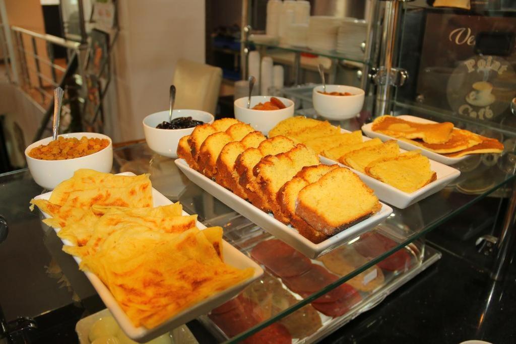 Hotel Calypso Aïn el Turk Zewnętrze zdjęcie